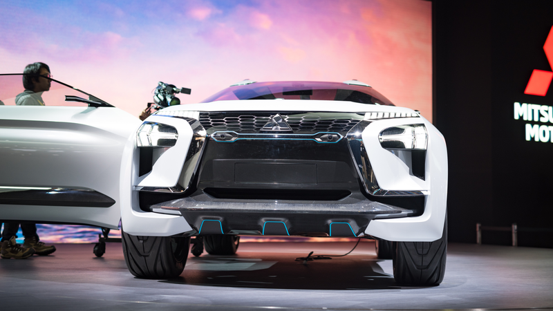 Illustration for article titled Mitsubishi's Electric SUV Concept Isn't A Lancer Evo But It's A Chance To Be Relevant Again
